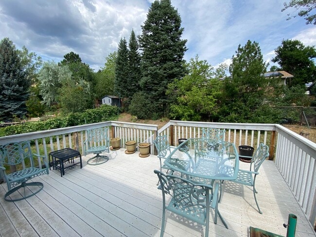 Building Photo - 4 Bed 2 Bath Home In South Boulder.  Devils Thumb Neighborhood!