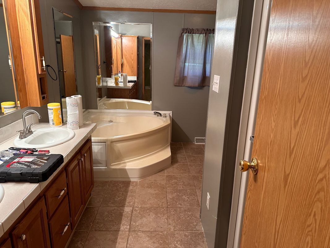 Building Photo - 55120 Grade Ave