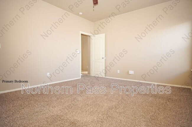 Building Photo - 12945 Hueco Hill Dr