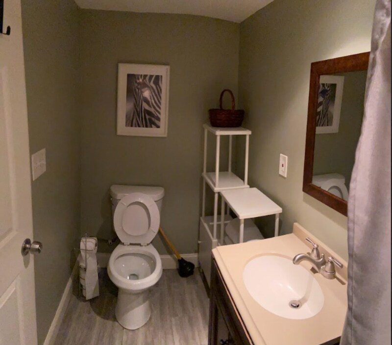 Building Photo - 2329 Ashburton St