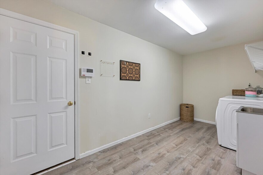 Building Photo - 2125 Wildwood Meadows Ct