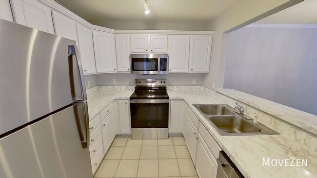 Building Photo - 1221 Westview Ln