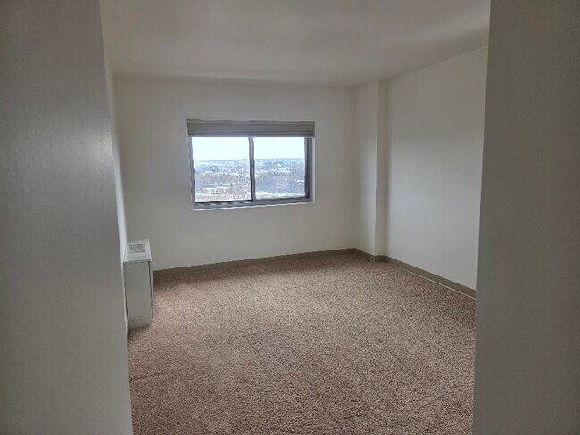 Interior Photo - Lauren Towers