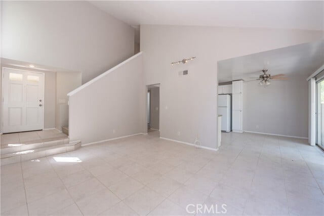 Building Photo - 385 Stanford Ct