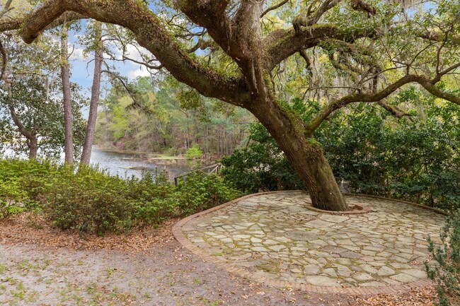 Building Photo - Gorgeous Furnished Estate on the Ashley River