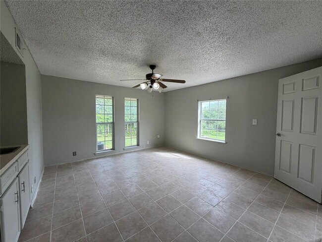 Building Photo - 1412 Gatlinburg Dr