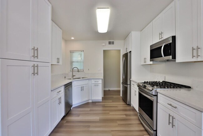 Building Photo - 3128 Courser Ave