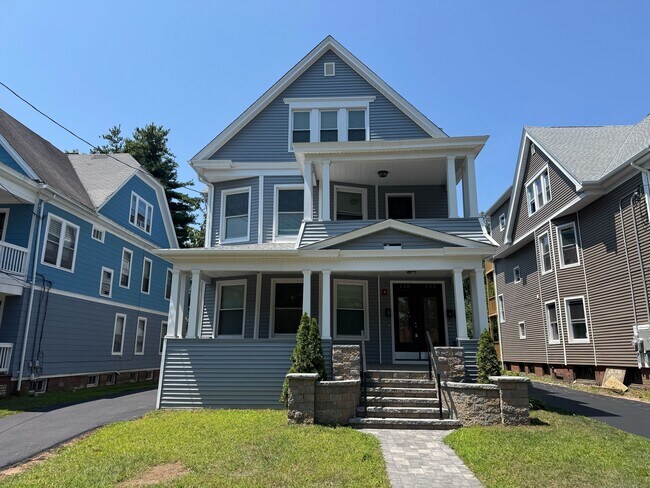 Building Photo - 130 Hubinger St