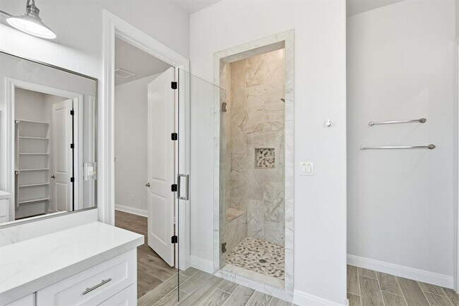 Building Photo - 200 Waikakaaua Dr