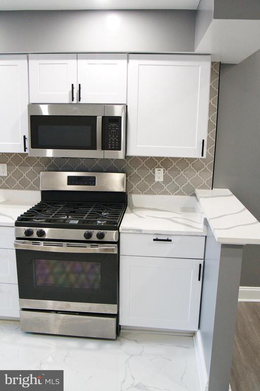 Building Photo - 1604 Cliftview Ave