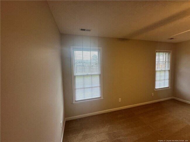 Building Photo - 7850 Penelope Dr