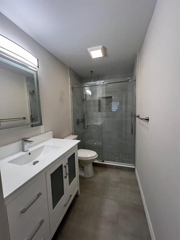 Building Photo - 2175 NE 56th St
