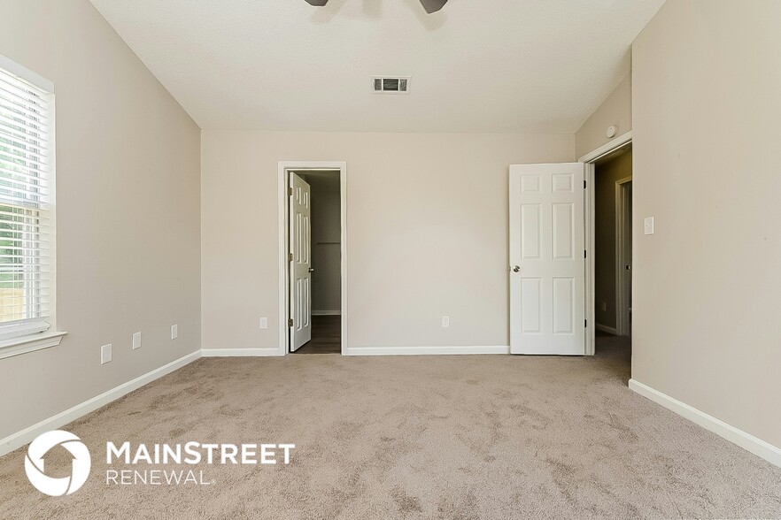 Building Photo - 43 Bridlewood Ct