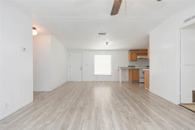 Building Photo - 14130 Bowie Rd