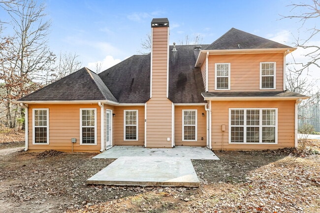 Building Photo - 215 Doe Hollow Trace