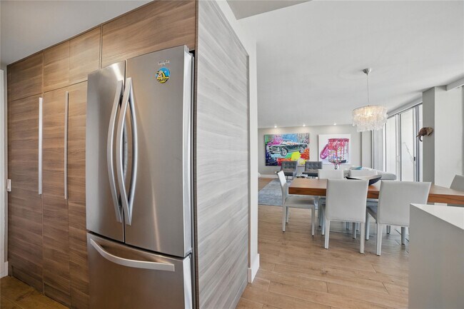 Building Photo - 1200 S Ocean Blvd