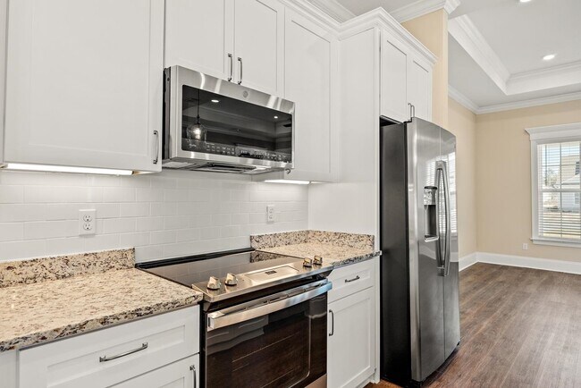 Building Photo - 64 Shelby Dr