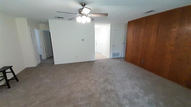 Building Photo - 11103 Prairie Dove Cir
