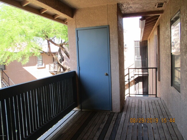 Building Photo - 8080 E Speedway Blvd