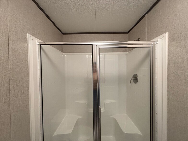 Building Photo - 127 Peggy St