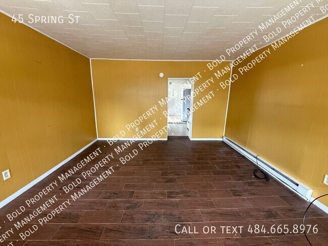 Building Photo - 45 Spring St