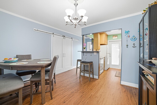 Building Photo - 112 Doolen Ct