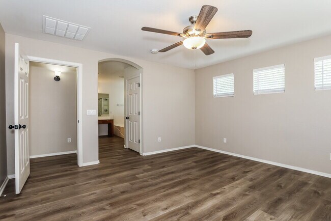 Building Photo - 13538 W Berridge Ln