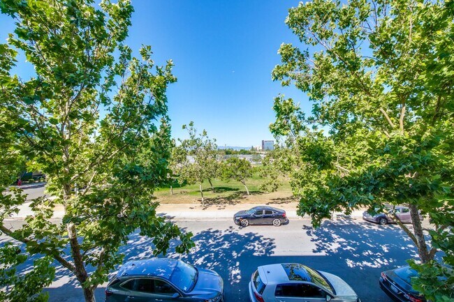 Building Photo - Condo for Rent Near Japantown in Downtown ...