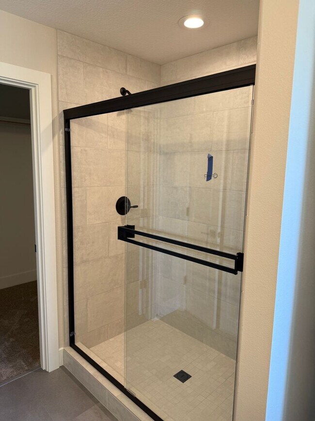 Building Photo - NEW CONSTRUCTION! BRAND NEW EVERYTHING! BE...