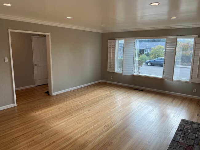 Building Photo - Renovated 3-Bedroom Home w/ Pool in May Valley Neighborhood