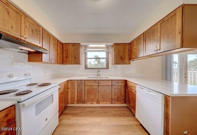 Building Photo - 310 Missouri Ave