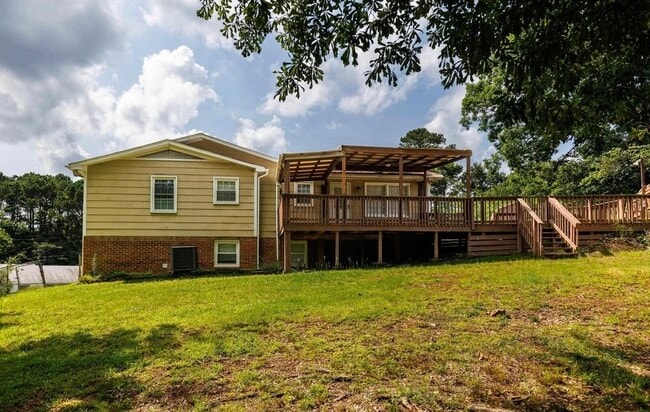 Building Photo - 2517 Wright Cir