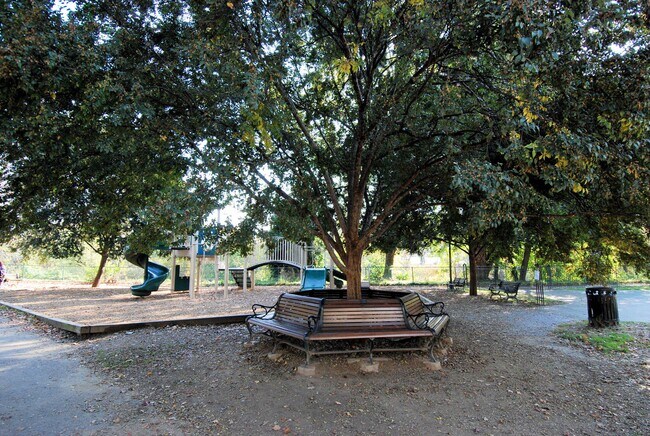 Building Photo - 2500 Q St NW