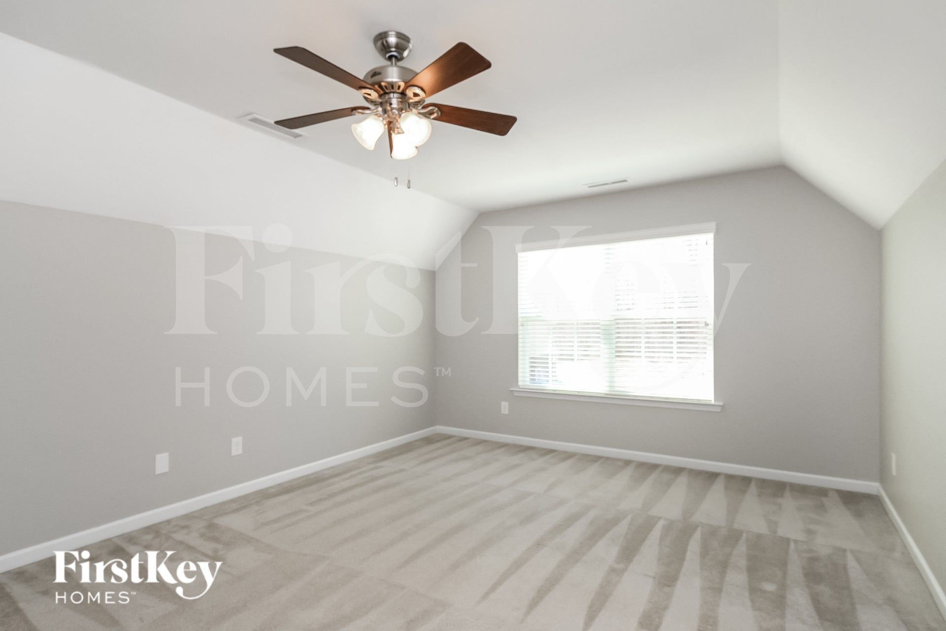 Building Photo - 1643 Ashmead Ln