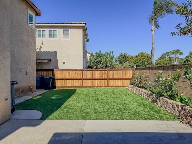 Building Photo - 818 Navigator Way