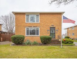 Building Photo - 9606 Independence Blvd