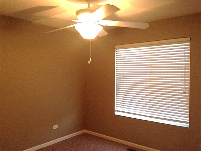 Building Photo - 25139 Presidential Ave