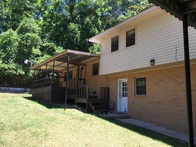 **AVAILABLE NOW**Near Ft. Benning. Columbus, GA Bedroom 4 / 1 Full Bathroom & 2 Half Bathroom Ho... - **AVAILABLE NOW**Near Ft. Benning. Columbus, GA  Bedroom 4 / 1 Full Bathroom & 2 Half Bathroom Ho...