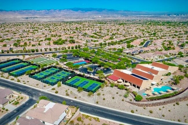 Building Photo - **WONDERFUL SINGLE STORY HOME IN 55+ "SUN CITY ANTHEM SOLERA!!"