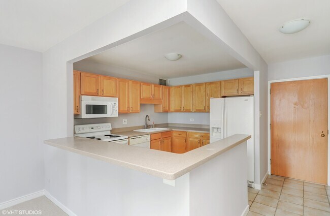 Building Photo - 211 E Ohio St