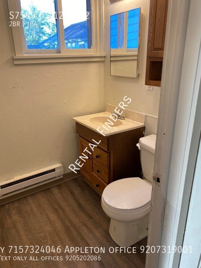 Building Photo - S7559 US-12