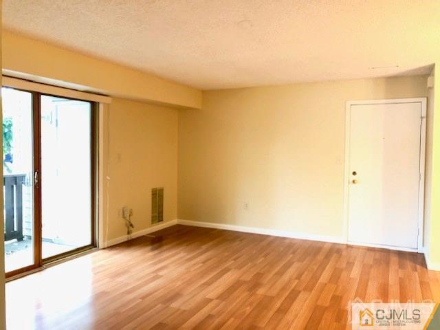 Building Photo - 513 Aspen Dr