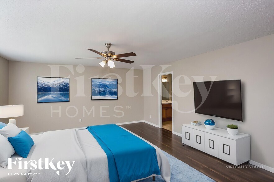 Building Photo - 9518 W Midnight Dr