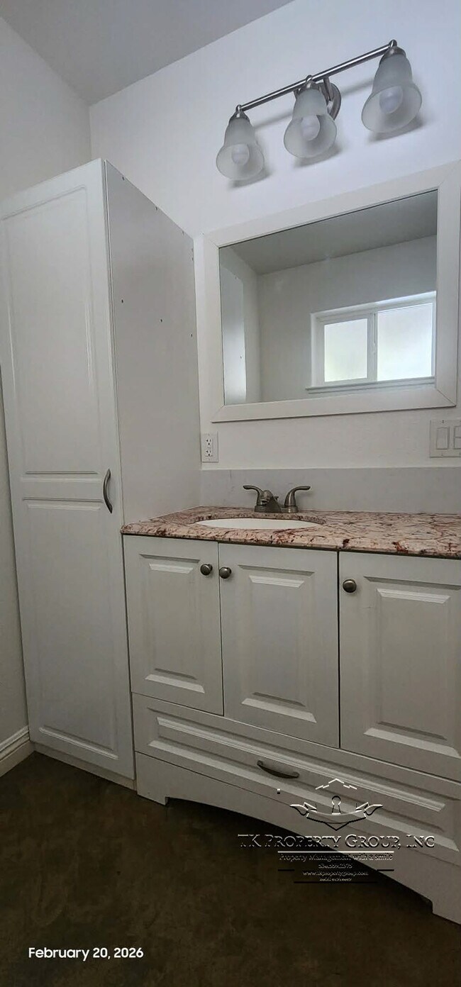 Building Photo - 18449 Shasta Dam Way