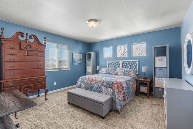 Building Photo - Charming 4-Bedroom, 3-Bath Home in East Loveland