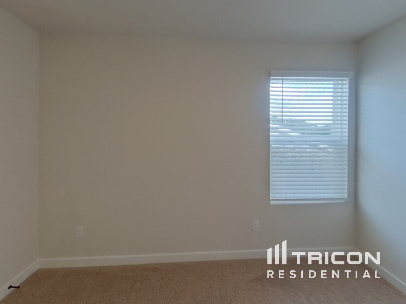 Building Photo - 1209 Crested Iris St