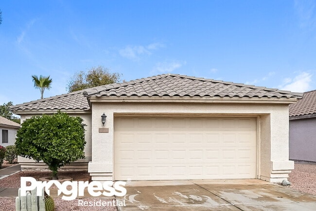 Building Photo - 13766 W Elm St