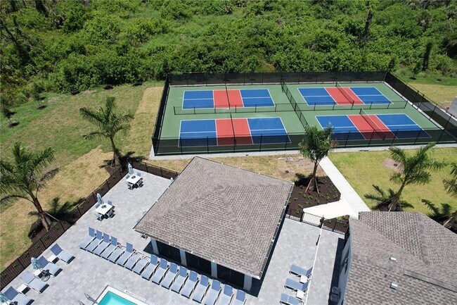 Building Photo - 8057 Shr Lk Dr