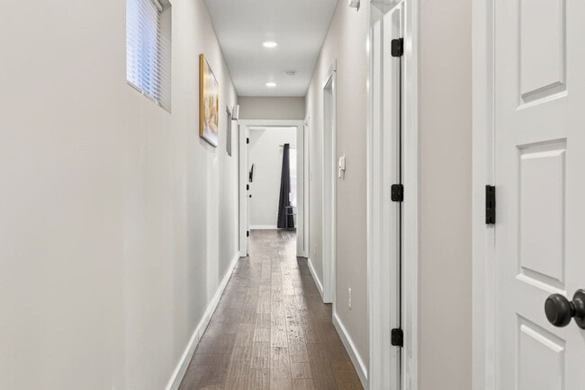 Building Photo - 518 Prospect St