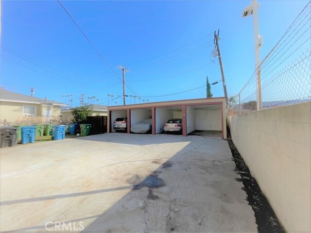 Building Photo - 22 N Bushnell Ave